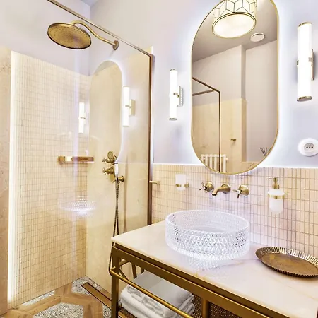 Mestsky Dumbier 酒店 布雷兹诺